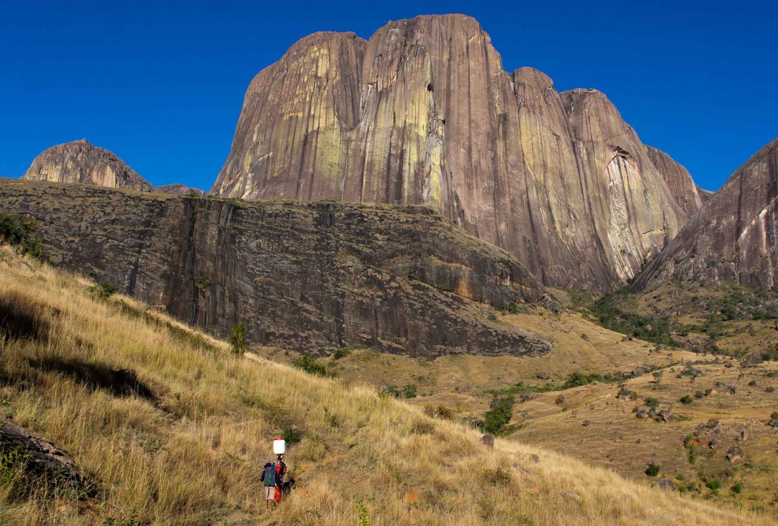 Vallé de Tsaranoro - Voyage Sud Madagascar