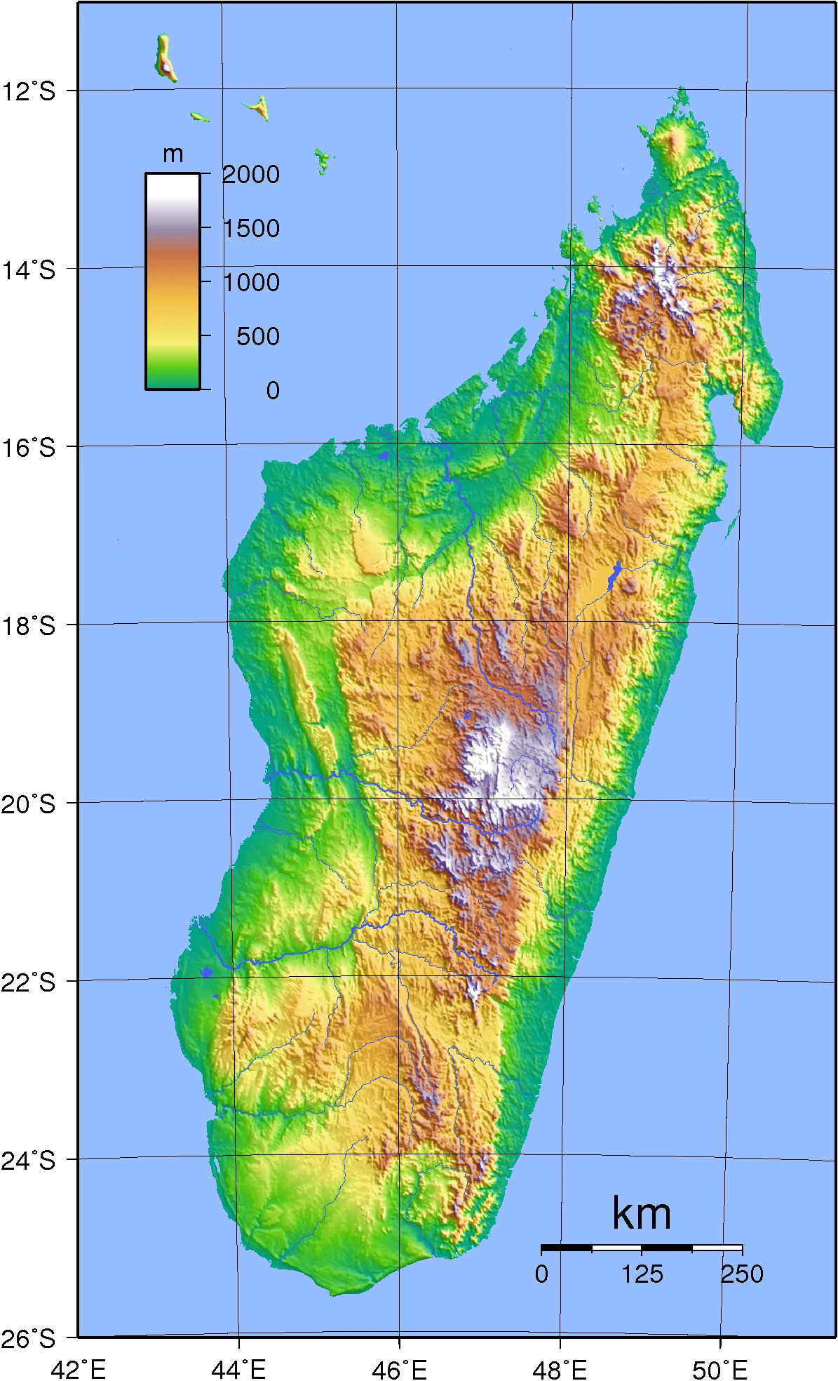 Carte du relief de Madagascar : les hauts plateaux centraux séparent la côte est humide de l'ouest et du sud plus secs